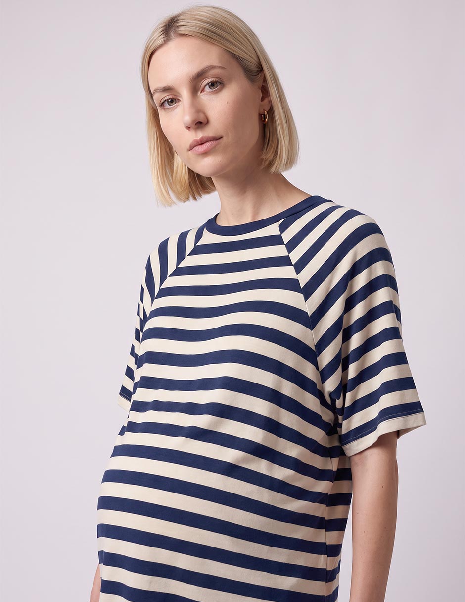 Playera maternidad manga corta cuello redondo 4
