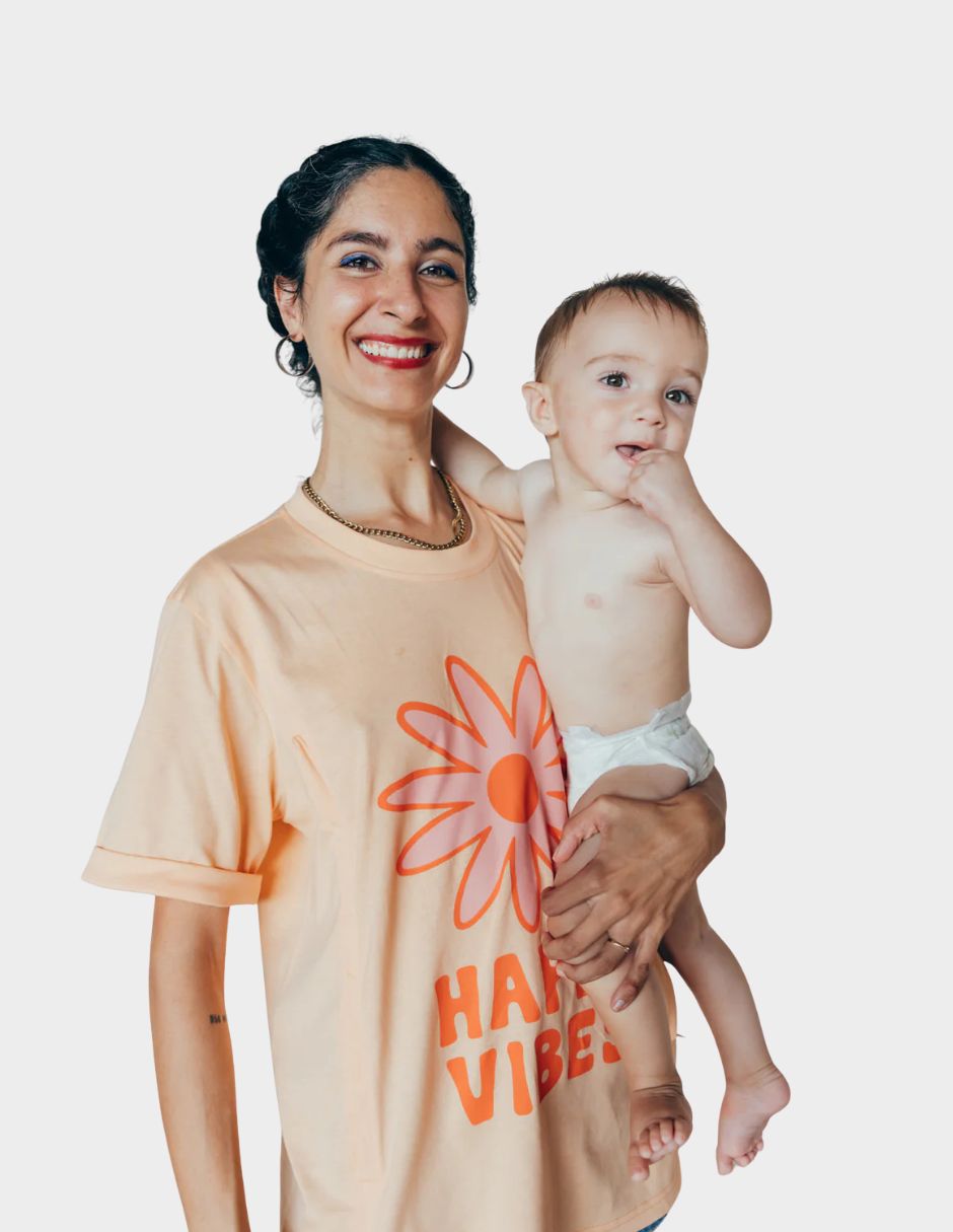 Playera maternidad manga corta cuello redondo 4